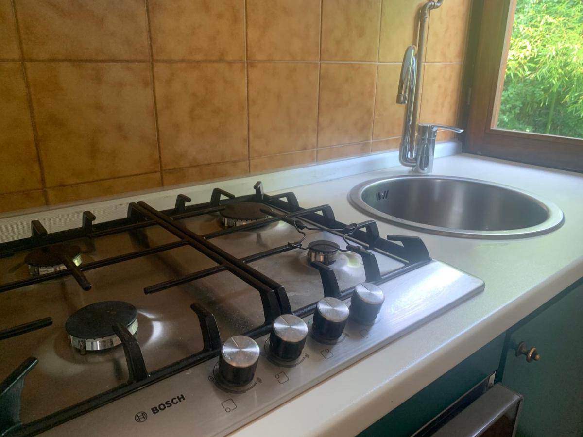 Green Apartment Albavilla Экстерьер фото
