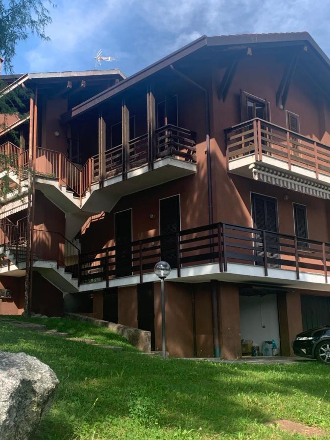 Green Apartment Albavilla Экстерьер фото